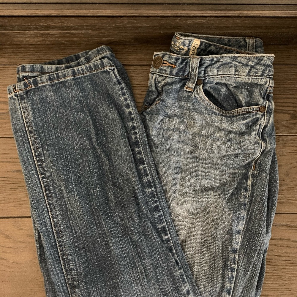 American Rag medium wash denim jeans